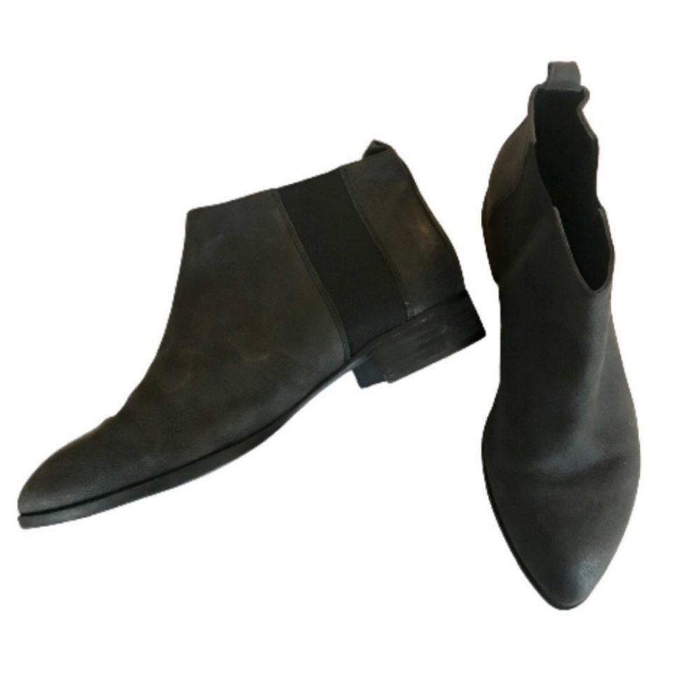 NINE WEST NOLYNN CHELSEA ANKLE BOOT